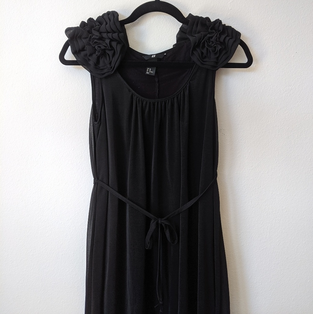 H&M Rosebud Maxi Dress